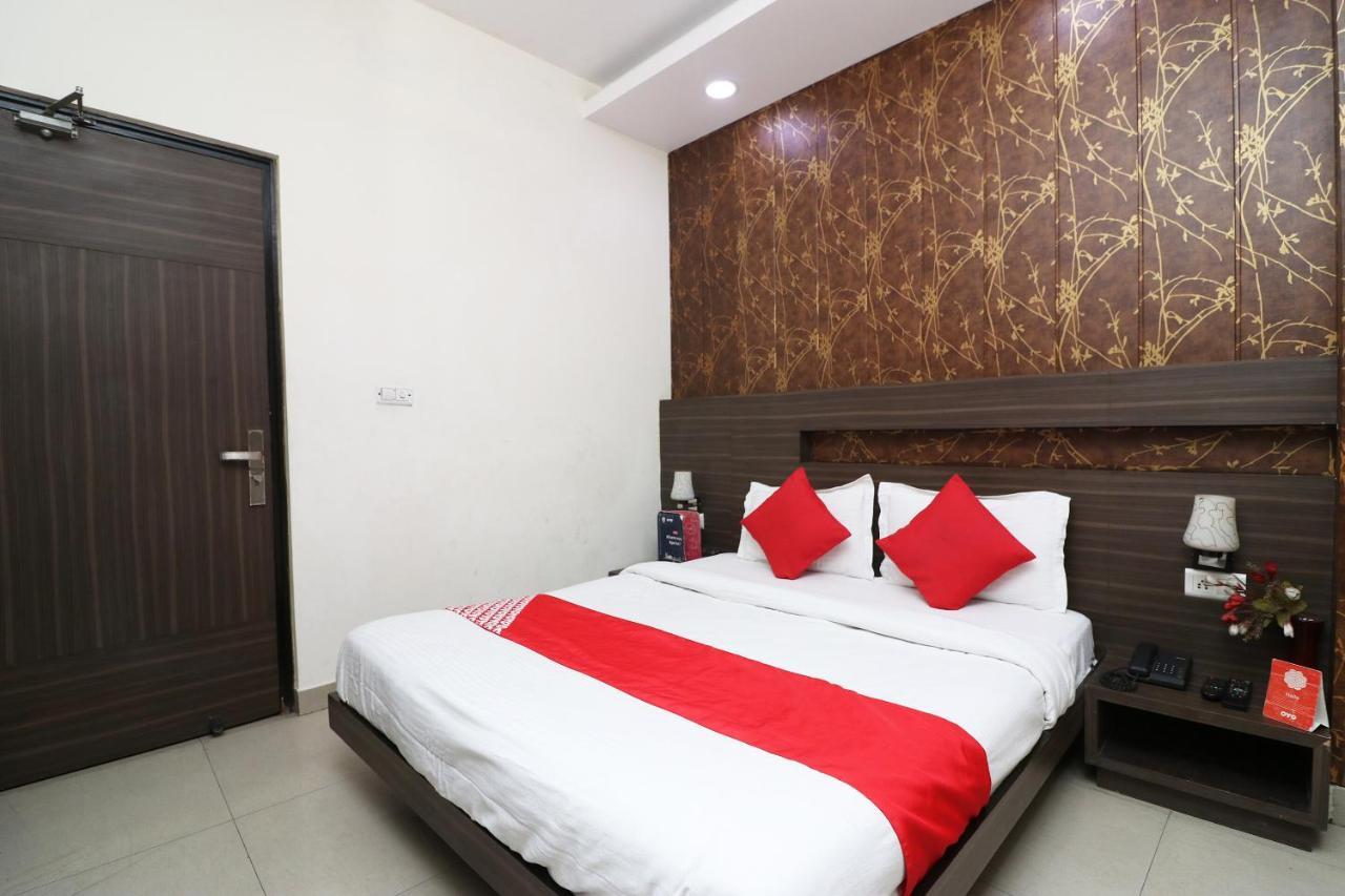 OYO 18753 Hotel Glance Inn Nuova Delhi Esterno foto