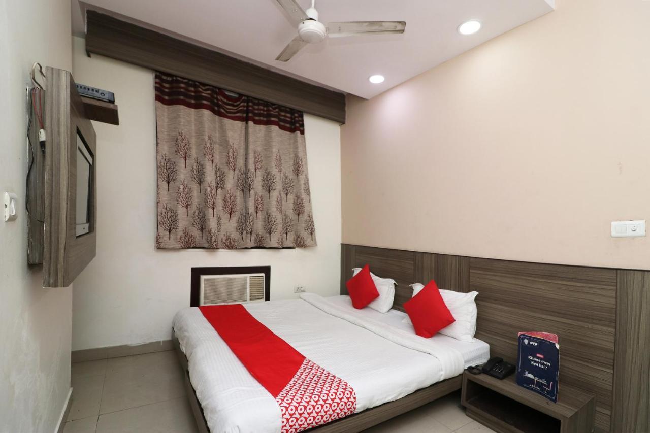 OYO 18753 Hotel Glance Inn Nuova Delhi Esterno foto