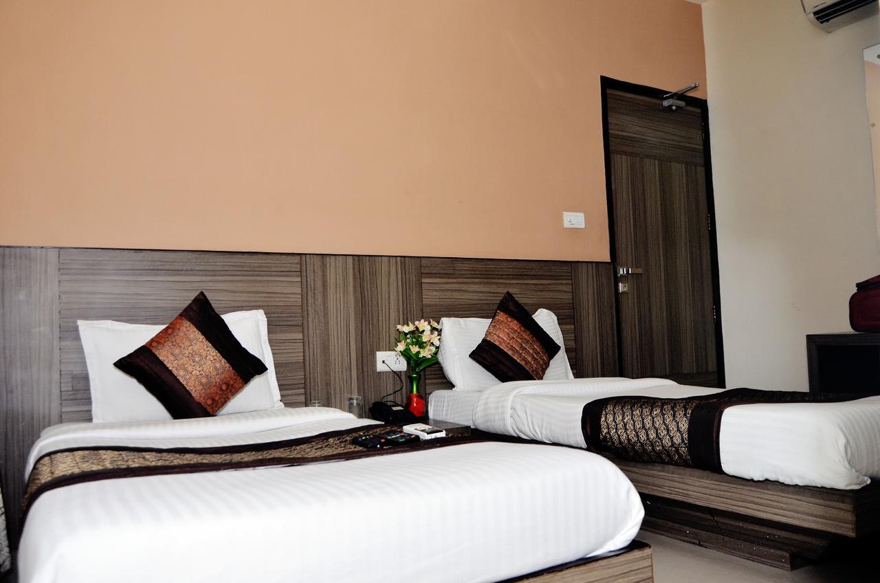 OYO 18753 Hotel Glance Inn Nuova Delhi Esterno foto