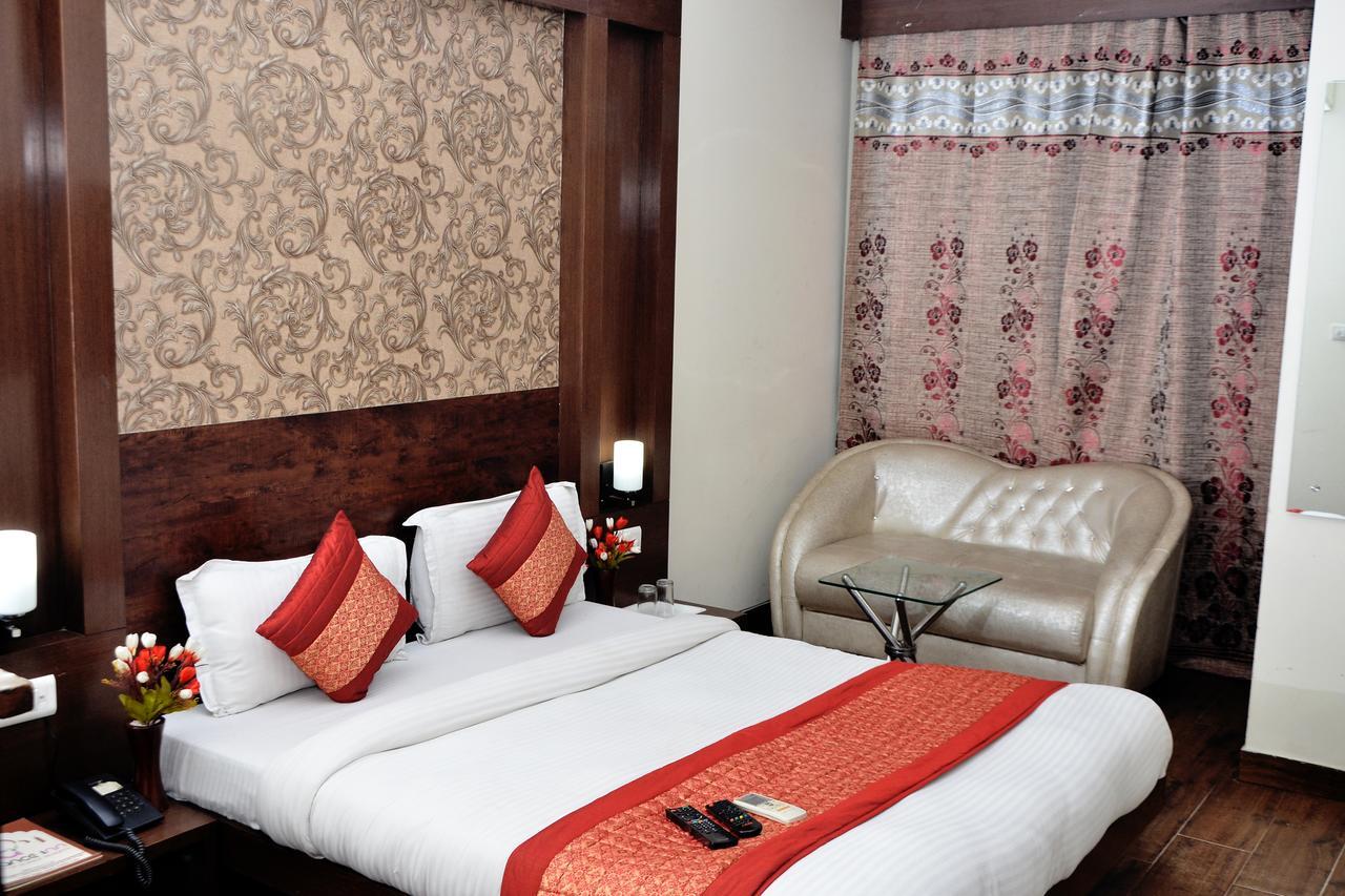 OYO 18753 Hotel Glance Inn Nuova Delhi Esterno foto